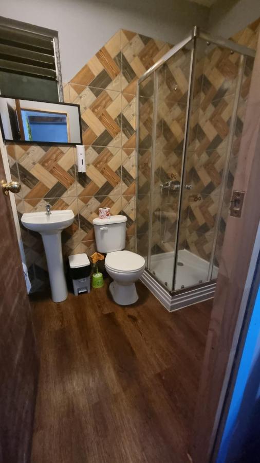 Hostal Henua Roa Hanga Roa Dış mekan fotoğraf