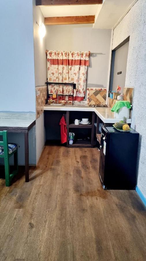 Hostal Henua Roa Hanga Roa Dış mekan fotoğraf